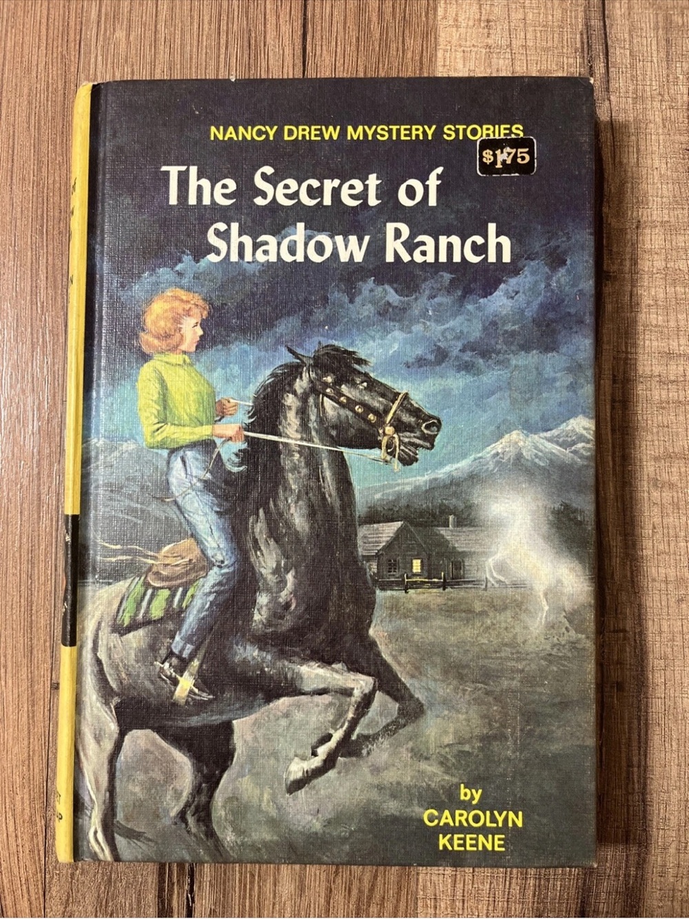 Nancy Drew Mystery: The Secret of Shadow Ranch - Black Cover by Carolyn Keene